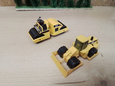 MATCHBOX 1/85. VEHICULE ENGIN DE CHANTIER CATERPILLAR BULLDOZER ET ROULEAU 