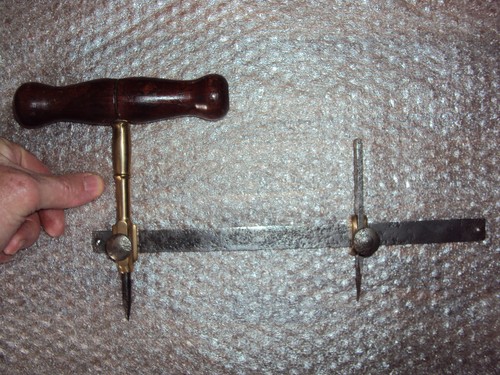 Objet outil ancien - ancien, compas