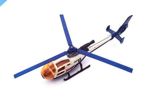 Ancien hélicoptère gazelle - ancien,