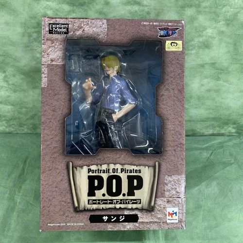 Figurine one piece portrait - piece,