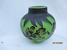 Vase signé GALLE Décor floral dégagé à l'acide