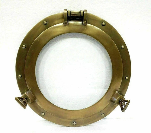 Ancienne fenêtre ronde - , en