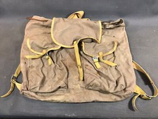 Ancien sac à dos de randonnée en toile kaki de type scout vintage début 20ème
