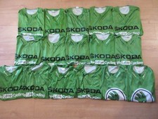 LOT 16 MAILLOT VERT CYCLISTE