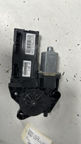 Moteur leve vitre avant gauche