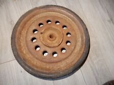 roue de voiture a pédales,pierre guy ,euréka ,giordani , devilaine , mg , MFA