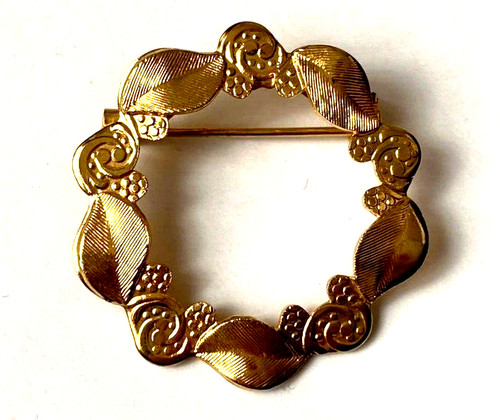 Broche cercle doré fleur - cercle,