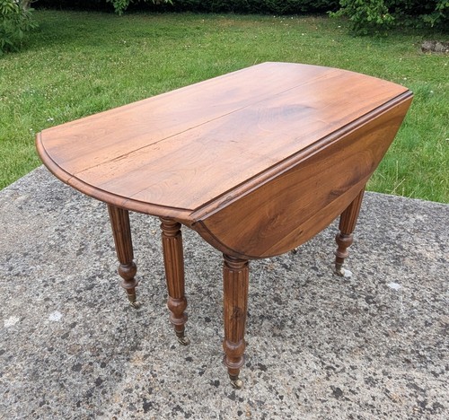 Grande table six pieds volets - pieds,