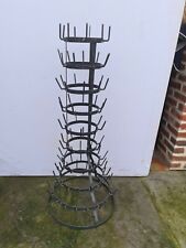 égouttoir à bouteilles en fer / hérisson 