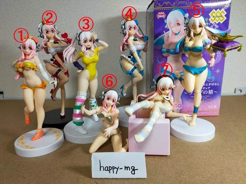 Super sonico figurines - super,