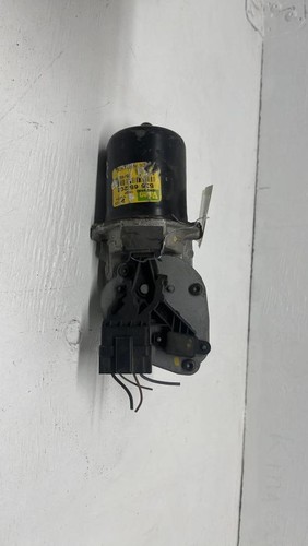 Moteur essuie glace avant