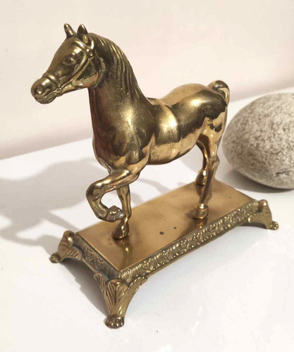 élégante sculpture - Élégante,