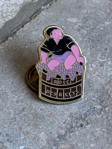 Pin rosé des riceys - pin’s,