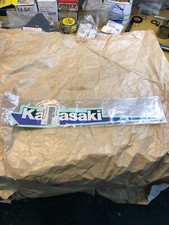 sticker réservoir gauche