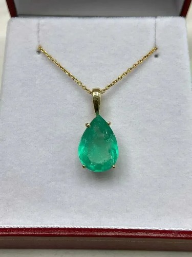 Collier pendentif émeraude