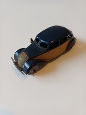 Rare Peugeot 402 Dinky toys taxi authentique
