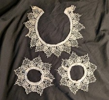 Col et 2 Bords De Manche en Dentelle Festonnée, Pièces pour Costume Ancien
