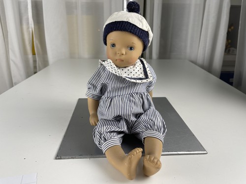 Poupée artiste en - poupée,