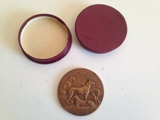 ancienne Médaille Bronze cuivre ? scéne chasse " offert par le senateur Delorme 