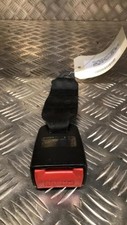 Attache ceinture arriere droit PEUGEOT 106 PHASE 1