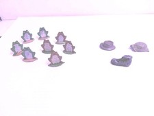 Jeu de société Ancien - Lot Pions Figuratifs : 3 en Plomb et 8 Grenouilles