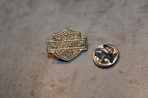 Pin motorcycle harley - pin's,