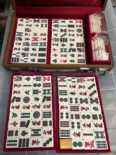 Jeu carreaux mahjong - de,