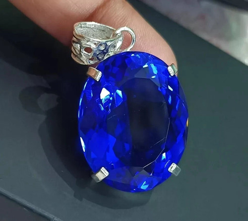 Naturel topaze bleu coupe - naturel,