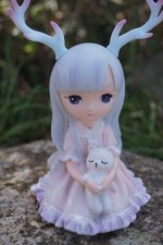 TPA010   B  FIGURINE BEBE FEE FAIRY FILLE CERF   ANGE MANGA ENFANT  CHAT K-POP