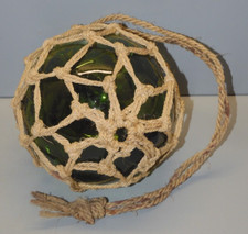 -JOLIE ANCIENNE BOULE de FLOTTEUR de FILET de Pêche couleur VERTE  filet CORDE D