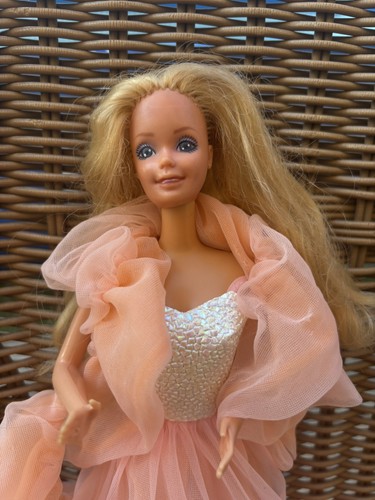 7925 barbie peaches cream - barbie,