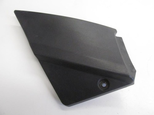 Cache carenage sous - , selle