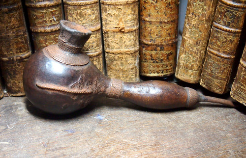 Antique pipe africaine - africaine, en