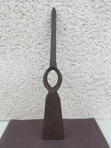 Ancienne pioche fer - ancienne,