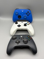 Lot 3 manettes Xbox One /