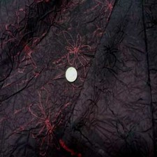 Tissu Taffetas façonné bordeaux en 1.45m de large