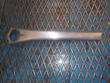 BAGUETTE DE RESERVOIR MOTO ANCIENNE.