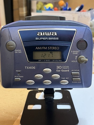 Aiwa portable radio - radio, cassette