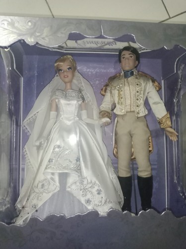 Doll limited édition - doll, disney