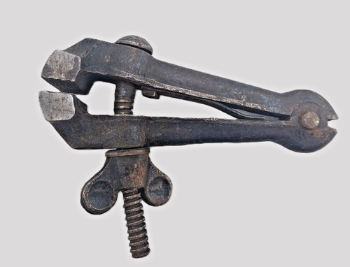 Ancien étau main - étau,