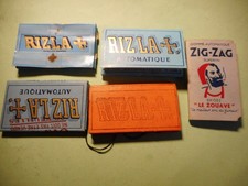 LOT DE 5 ANCIENS CAHIERS DE PAPIER A CIGARETTE - 4 RIZ LA CROIX ET 1 ZIG ZAG