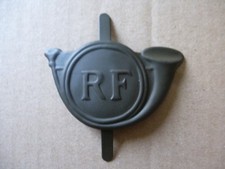 Insigne modèle 1915 Chasseurs pour casque Adrian kaki 1940 Campagne de France