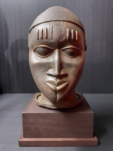 Tête commemorative oba - tÊte,