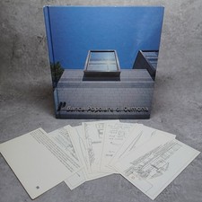 Con gli ultimi disegni di Carlo Scarpa comprend 6 croquis : architecture