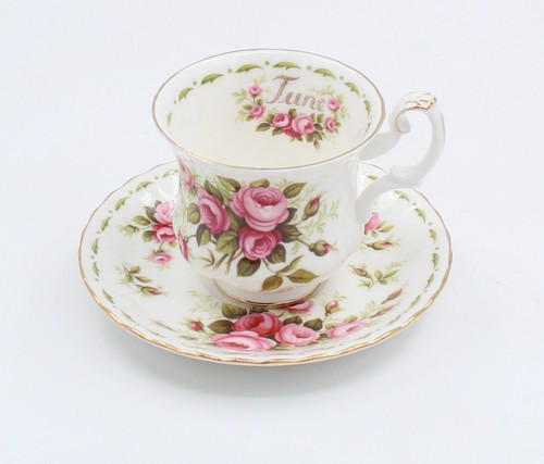 Tasse soucoupe thé - et, a