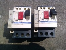 1 x disjoncteur moteur