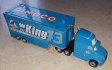 voiture cars disney camion dinoco the king