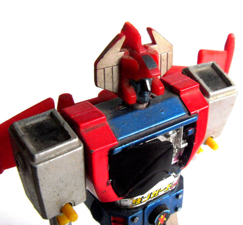 Robot métal incomplet - métal,