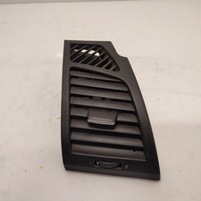 Aérateur droit tableau de bord BMW E81 E82 E87 E88 7059188 | Occasion | Garantie