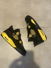Air Jordan 4 thunder